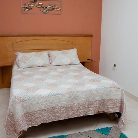 Hotel Real Guatape Bagian luar foto