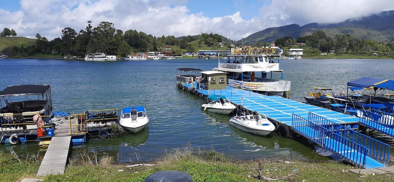 Hotel Real Guatape Bagian luar foto