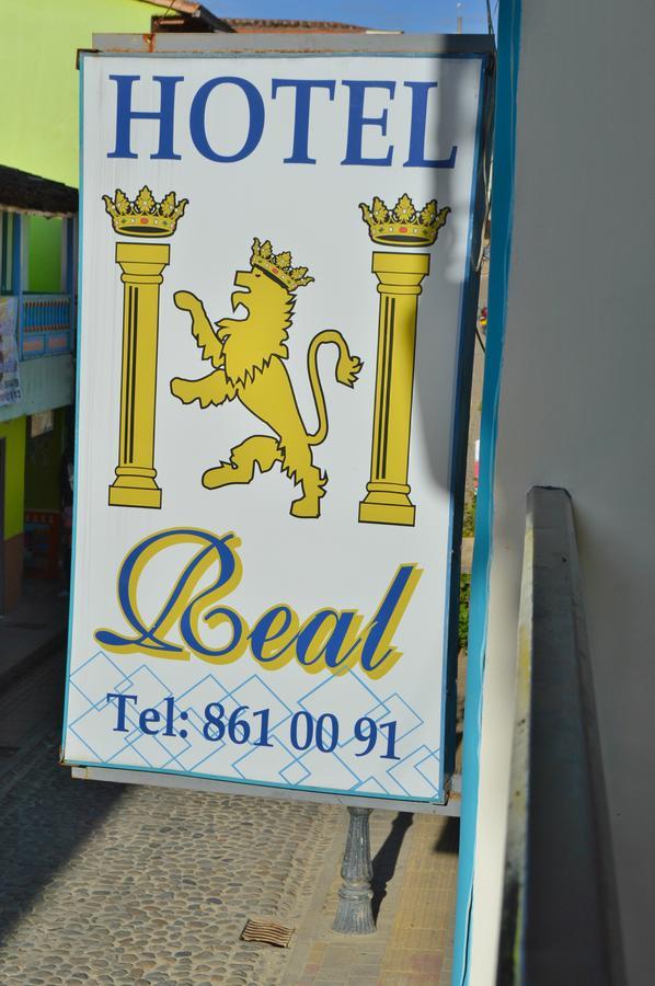 Hotel Real Guatape Bagian luar foto